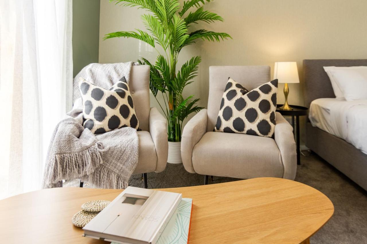 Luxury Escape For 2, Single Level Studio, Papanui クライストチャーチ エクステリア 写真