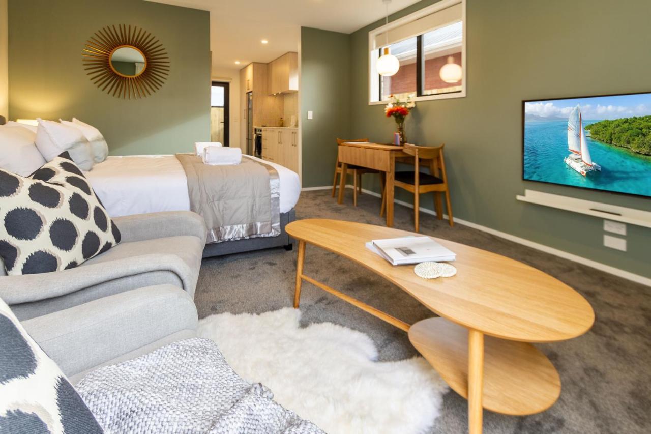Luxury Escape For 2, Single Level Studio, Papanui クライストチャーチ エクステリア 写真